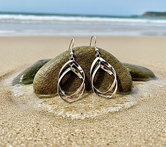 Infinity twist 2 hoop earrings