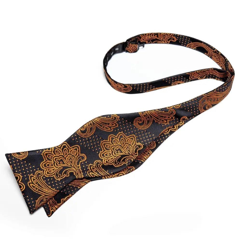 Butterfly Bow Tie w/Pocket Square