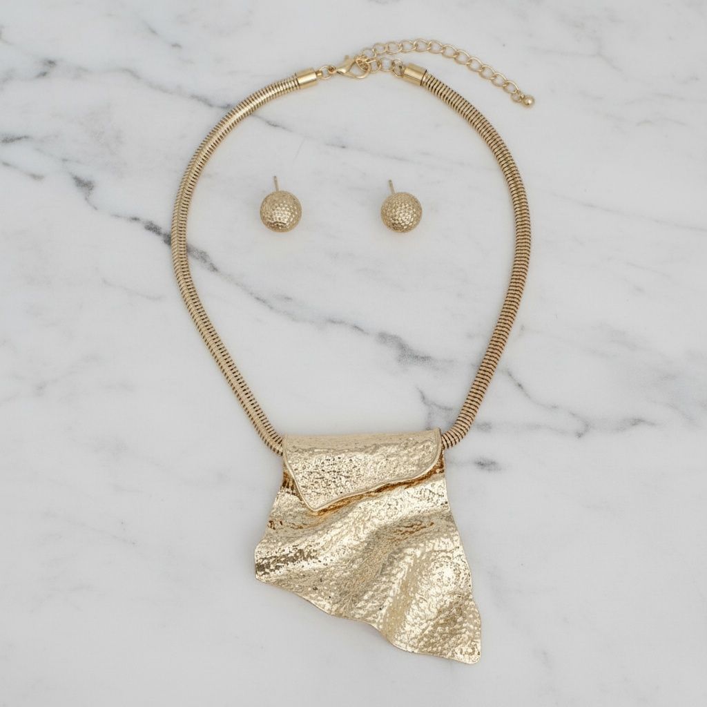 Modern Gold Folded Metal Power Pendant Necklace Stylish Statement Jewelry
