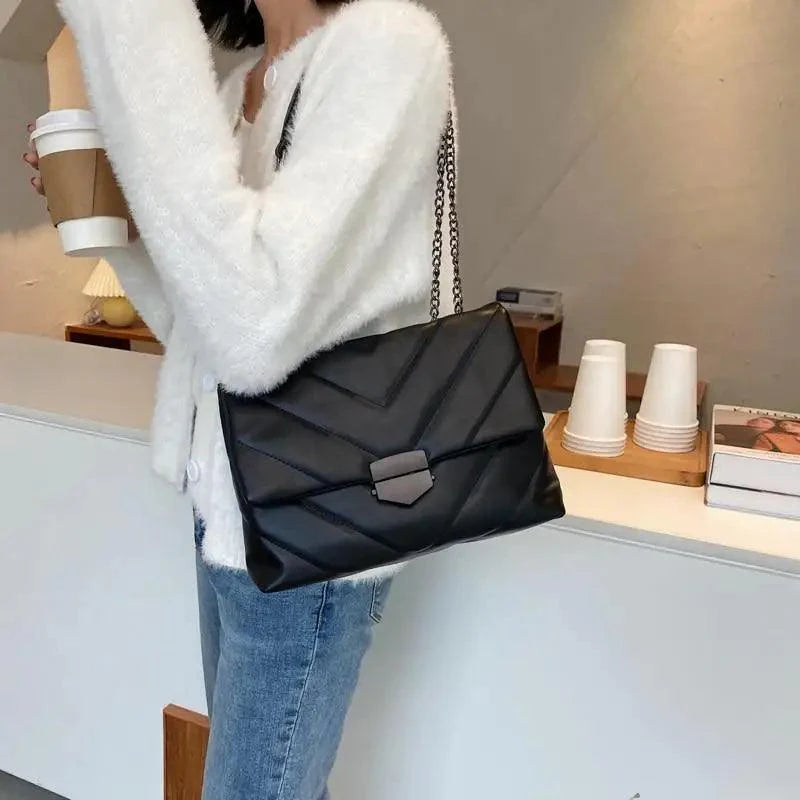 Sizzling Embroidery Thread Small PU Leather Crossbody Bag