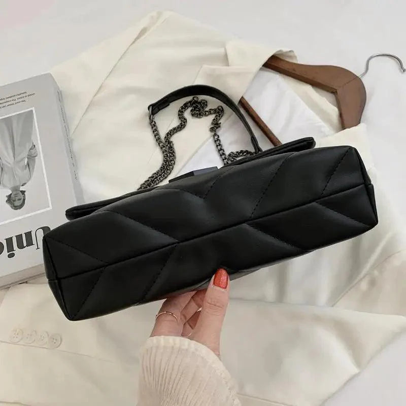 Sizzling Embroidery Thread Small PU Leather Crossbody Bag