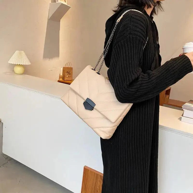 Sizzling Embroidery Thread Small PU Leather Crossbody Bag